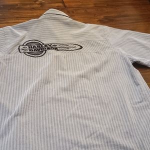 Harley-Davidson shirt